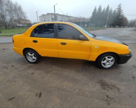 Желтый Дэу Сенс, объемом двигателя 1.4 л и пробегом 269 тыс. км за 1250 $, фото 1 на Automoto.ua