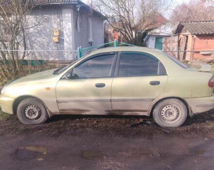 Желтый Дэу Сенс, объемом двигателя 1.4 л и пробегом 300 тыс. км за 1300 $, фото 3 на Automoto.ua