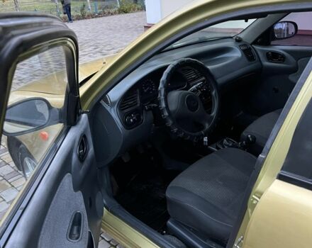 Жовтий Деу Сенс, об'ємом двигуна 1.5 л та пробігом 309 тис. км за 2000 $, фото 5 на Automoto.ua