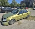 Желтый Дэу Сенс, объемом двигателя 1.5 л и пробегом 250 тыс. км за 969 $, фото 1 на Automoto.ua