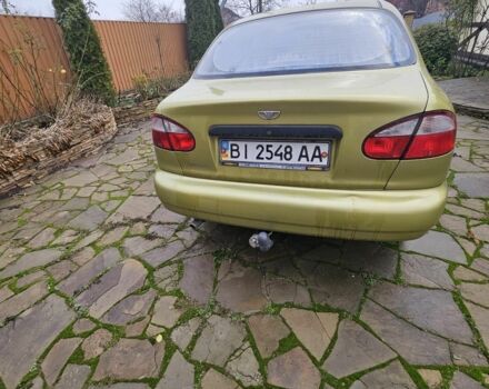 Желтый Дэу Сенс, объемом двигателя 1.5 л и пробегом 125 тыс. км за 2400 $, фото 1 на Automoto.ua