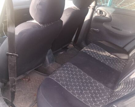 Желтый Дэу Сенс, объемом двигателя 1.4 л и пробегом 300 тыс. км за 1300 $, фото 6 на Automoto.ua