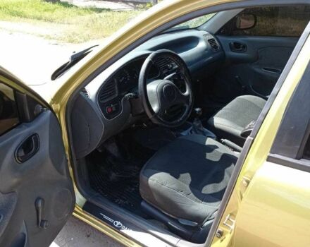 Желтый Дэу Сенс, объемом двигателя 1.5 л и пробегом 285 тыс. км за 2400 $, фото 7 на Automoto.ua