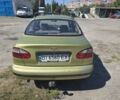Желтый Дэу Сенс, объемом двигателя 1.5 л и пробегом 250 тыс. км за 969 $, фото 2 на Automoto.ua