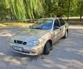 Желтый Дэу Сенс, объемом двигателя 1.4 л и пробегом 145 тыс. км за 2500 $, фото 1 на Automoto.ua