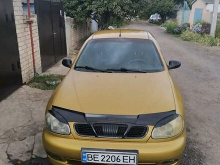 Желтый Дэу Сенс, объемом двигателя 1.35 л и пробегом 242 тыс. км за 1900 $, фото 1 на Automoto.ua
