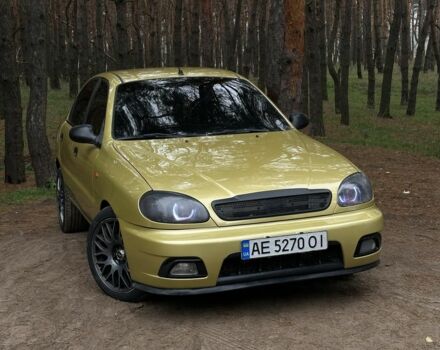 Желтый Дэу Сенс, объемом двигателя 1.5 л и пробегом 244 тыс. км за 2699 $, фото 1 на Automoto.ua