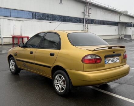 Желтый Дэу Сенс, объемом двигателя 1.5 л и пробегом 200 тыс. км за 2200 $, фото 1 на Automoto.ua