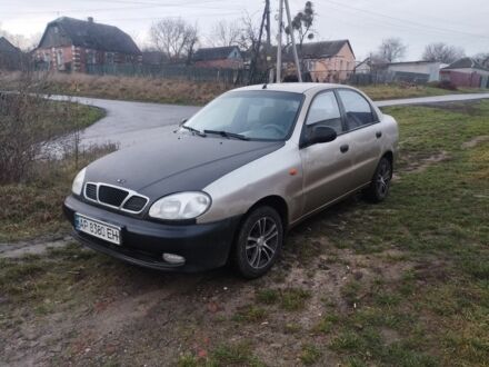 Жовтий Деу Сенс, об'ємом двигуна 1.5 л та пробігом 320 тис. км за 2000 $, фото 1 на Automoto.ua