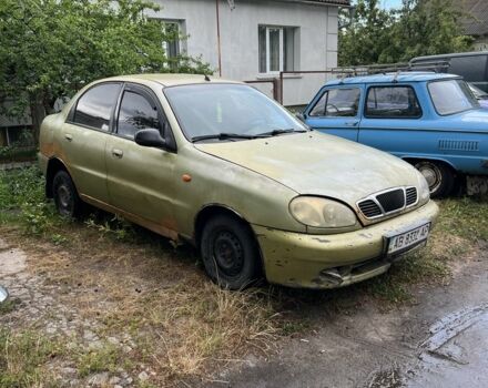 Желтый Дэу Сенс, объемом двигателя 1.5 л и пробегом 200 тыс. км за 400 $, фото 1 на Automoto.ua