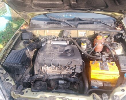 Желтый Дэу Сенс, объемом двигателя 1.4 л и пробегом 300 тыс. км за 1300 $, фото 1 на Automoto.ua