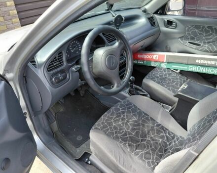 Сірий Деу Сенс, об'ємом двигуна 1 л та пробігом 250 тис. км за 1000 $, фото 4 на Automoto.ua