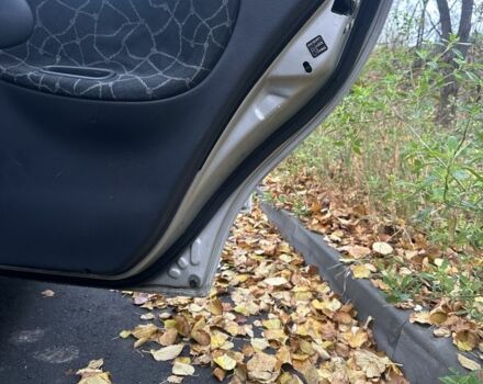 Сірий Деу Сенс, об'ємом двигуна 1.5 л та пробігом 210 тис. км за 2150 $, фото 15 на Automoto.ua