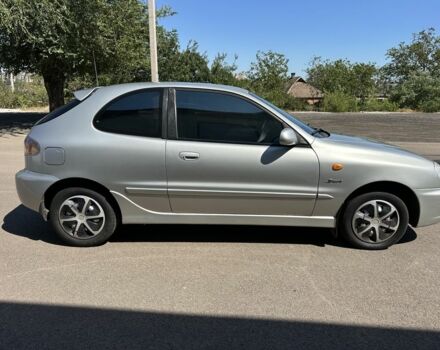 Дэу Сенс 2003 в Кривом Роге на Automoto.ua Серый Дэу Сенс, объемом двигателя 0 л и пробегом 180 тыс. км за 3150 $, фото 5 на Automoto.ua