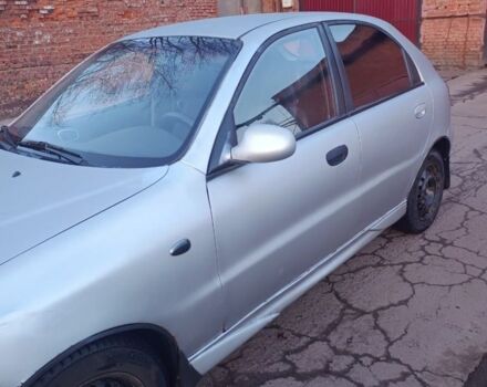 Серый Дэу Сенс, объемом двигателя 2 л и пробегом 300 тыс. км за 2083 $, фото 1 на Automoto.ua