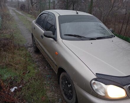 Серый Дэу Сенс, объемом двигателя 1.5 л и пробегом 206 тыс. км за 2400 $, фото 1 на Automoto.ua