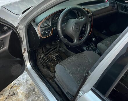 Сірий Деу Сенс, об'ємом двигуна 1.5 л та пробігом 250 тис. км за 2400 $, фото 11 на Automoto.ua