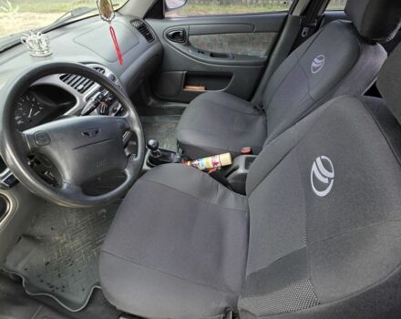 Деу Сенс 2005 у Олевске на Automoto.ua Сірий Деу Сенс, об'ємом двигуна 0 л та пробігом 194 тис. км за 2500 $, фото 4 на Automoto.ua