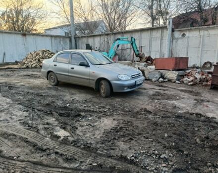 Серый Дэу Сенс, объемом двигателя 1.5 л и пробегом 2 тыс. км за 1500 $, фото 1 на Automoto.ua