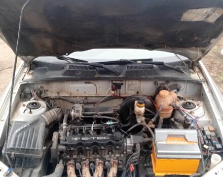 Серый Дэу Сенс, объемом двигателя 1.5 л и пробегом 400 тыс. км за 1600 $, фото 3 на Automoto.ua