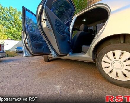 Серый Дэу Сенс, объемом двигателя 1.3 л и пробегом 200 тыс. км за 1900 $, фото 2 на Automoto.ua