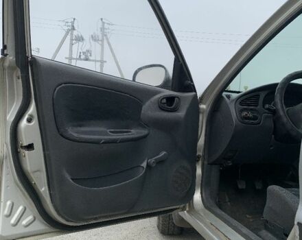 Серый Дэу Сенс, объемом двигателя 0 л и пробегом 70 тыс. км за 2200 $, фото 5 на Automoto.ua