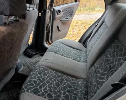 Деу Сенс 2003 у Кам'янське (Дніпродзержинськ) на Automoto.ua Сірий Деу Сенс, об'ємом двигуна 1.5 л та пробігом 97 тис. км за 1650 $, фото 7 на Automoto.ua
