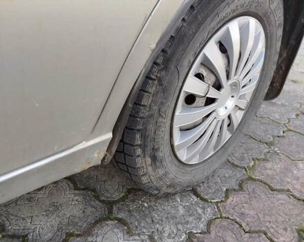 Дэу Сенс 2003 в Тернополе на Automoto.ua Серый Дэу Сенс, объемом двигателя 1.3 л и пробегом 250 тыс. км за 1300 $, фото 5 на Automoto.ua