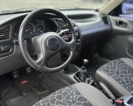 Серый Дэу Сенс, объемом двигателя 1.5 л и пробегом 300 тыс. км за 1699 $, фото 9 на Automoto.ua