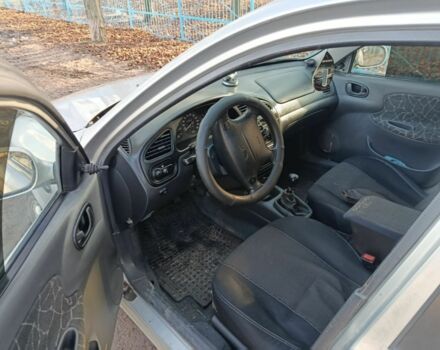 Серый Дэу Сенс, объемом двигателя 1.6 л и пробегом 340 тыс. км за 2000 $, фото 4 на Automoto.ua