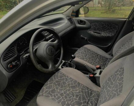 Серый Дэу Сенс, объемом двигателя 1.5 л и пробегом 193 тыс. км за 1547 $, фото 2 на Automoto.ua