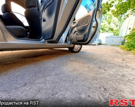 Серый Дэу Сенс, объемом двигателя 1.3 л и пробегом 200 тыс. км за 1900 $, фото 3 на Automoto.ua