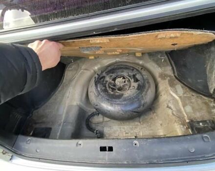 Сірий Деу Сенс, об'ємом двигуна 1.3 л та пробігом 228 тис. км за 1900 $, фото 5 на Automoto.ua