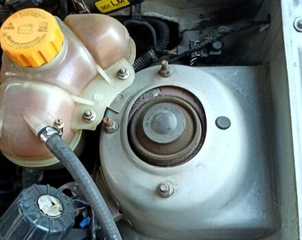 Сірий Деу Сенс, об'ємом двигуна 1.3 л та пробігом 152 тис. км за 3100 $, фото 5 на Automoto.ua