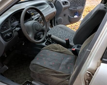 Деу Сенс 2003 у Кам'янське (Дніпродзержинськ) на Automoto.ua Сірий Деу Сенс, об'ємом двигуна 1.5 л та пробігом 97 тис. км за 1650 $, фото 5 на Automoto.ua