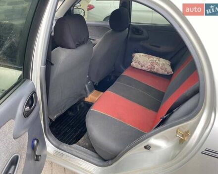 Сірий Деу Сенс, об'ємом двигуна 1.3 л та пробігом 176 тис. км за 2300 $, фото 4 на Automoto.ua