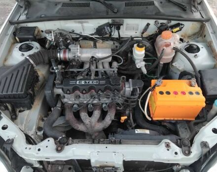 Серый Дэу Сенс, объемом двигателя 1.5 л и пробегом 100 тыс. км за 1800 $, фото 4 на Automoto.ua