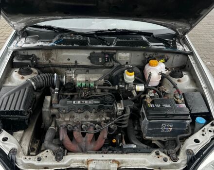 Серый Дэу Сенс, объемом двигателя 1.5 л и пробегом 300 тыс. км за 1300 $, фото 8 на Automoto.ua