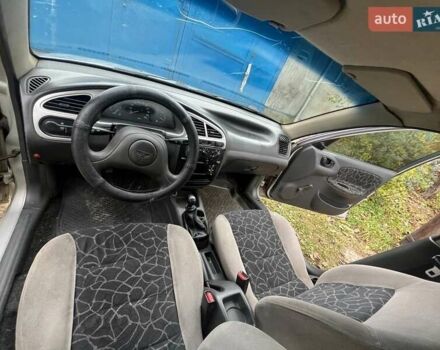 Сірий Деу Сенс, об'ємом двигуна 1.3 л та пробігом 225 тис. км за 1000 $, фото 2 на Automoto.ua