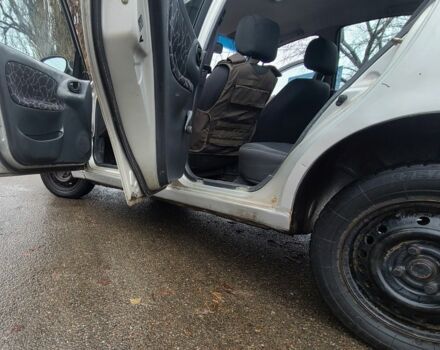 Сірий Деу Сенс, об'ємом двигуна 1.5 л та пробігом 260 тис. км за 1550 $, фото 5 на Automoto.ua