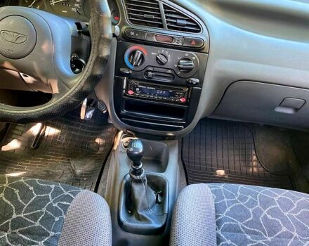 Серый Дэу Сенс, объемом двигателя 1.3 л и пробегом 200 тыс. км за 1800 $, фото 2 на Automoto.ua