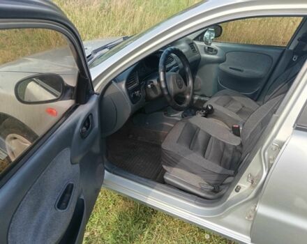 Сірий Деу Сенс, об'ємом двигуна 1.5 л та пробігом 100 тис. км за 2750 $, фото 6 на Automoto.ua