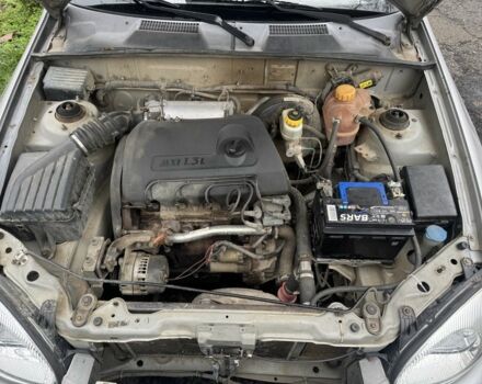 Серый Дэу Сенс, объемом двигателя 0 л и пробегом 255 тыс. км за 899 $, фото 6 на Automoto.ua