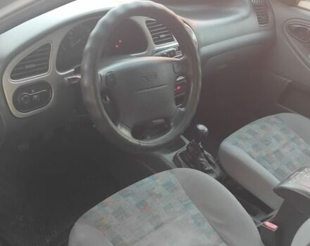 Сірий Деу Сенс, об'ємом двигуна 1.6 л та пробігом 200 тис. км за 1695 $, фото 3 на Automoto.ua