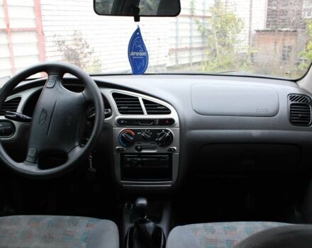 Деу Сенс 2005 у Житомирі на Automoto.ua Сірий Деу Сенс, об'ємом двигуна 1.6 л та пробігом 215 тис. км за 1750 $, фото 7 на Automoto.ua