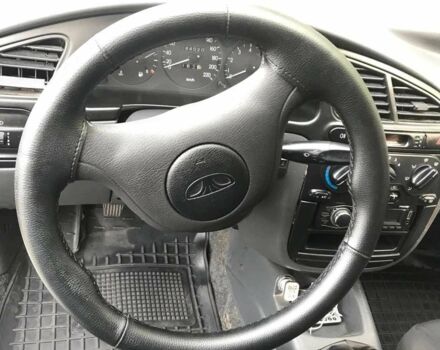 Серый Дэу Сенс, объемом двигателя 1.5 л и пробегом 184 тыс. км за 2000 $, фото 5 на Automoto.ua