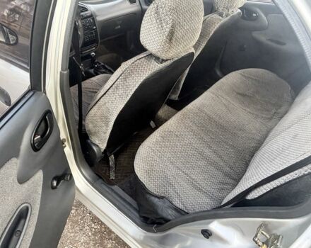 Сірий Деу Сенс, об'ємом двигуна 1.3 л та пробігом 300 тис. км за 1650 $, фото 5 на Automoto.ua