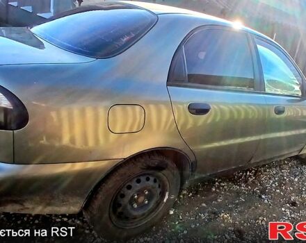 Сірий Деу Сенс, об'ємом двигуна 1.6 л та пробігом 270 тис. км за 2000 $, фото 2 на Automoto.ua