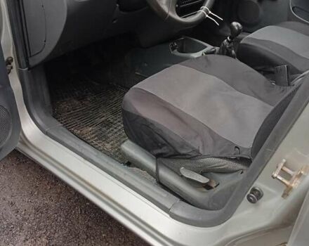 Сірий Деу Сенс, об'ємом двигуна 1.3 л та пробігом 158 тис. км за 1950 $, фото 7 на Automoto.ua