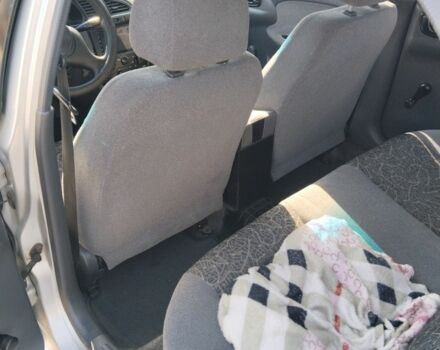 Серый Дэу Сенс, объемом двигателя 1.3 л и пробегом 250 тыс. км за 2000 $, фото 4 на Automoto.ua